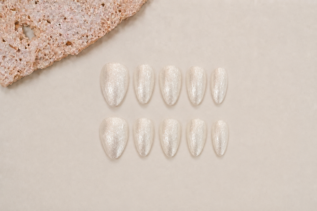 Snowfall (Almond Shape)