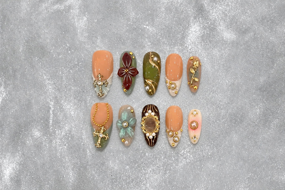 Extravagant (Almond Shape)